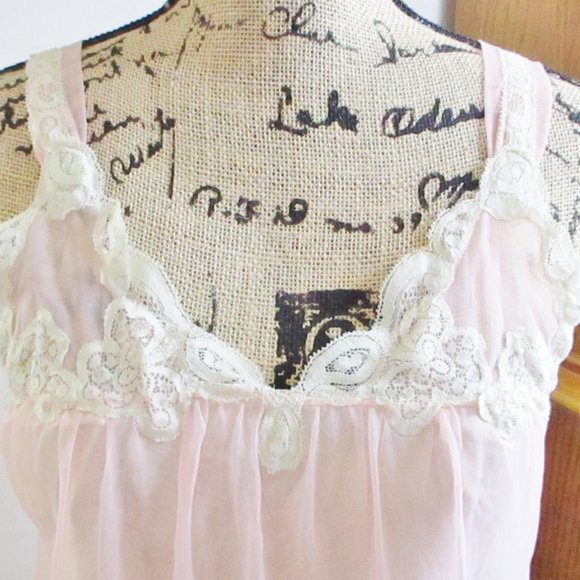 Vintage Kayser Women's Chiffon Short Negligee Nightgown, Peach, Cream Lace, P - Picture 2 of 12